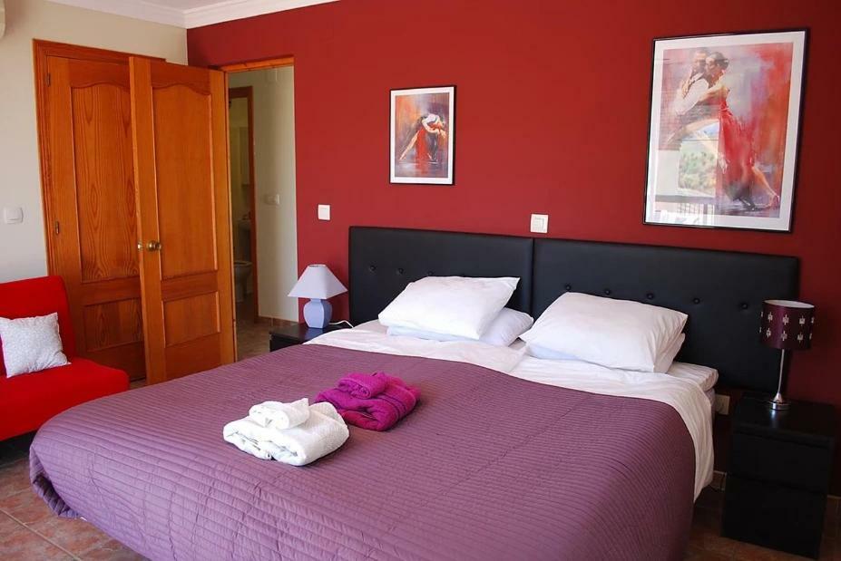 Bed & Breakfast Finca De Los Suenos อาเลาริน เดลา ตอร์เร ภายนอก รูปภาพ